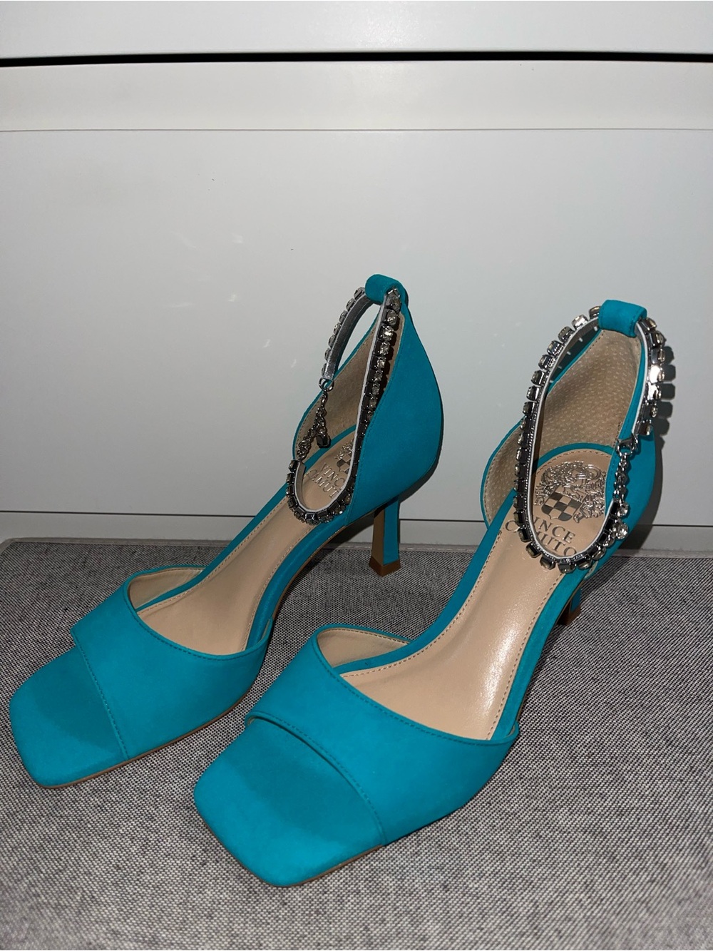 Women’s Vince Camuto Teal Crystal-Embellished Women's Dress Sandals, 6M